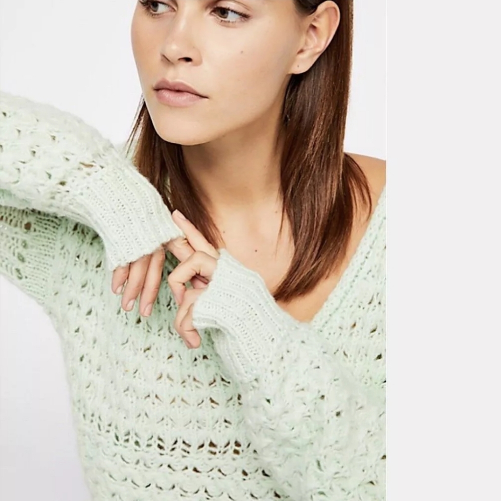 FREE PEOPLE Crashing Waves Loose Knit Mint Green Sweater NWT - Picture 6 of 13
